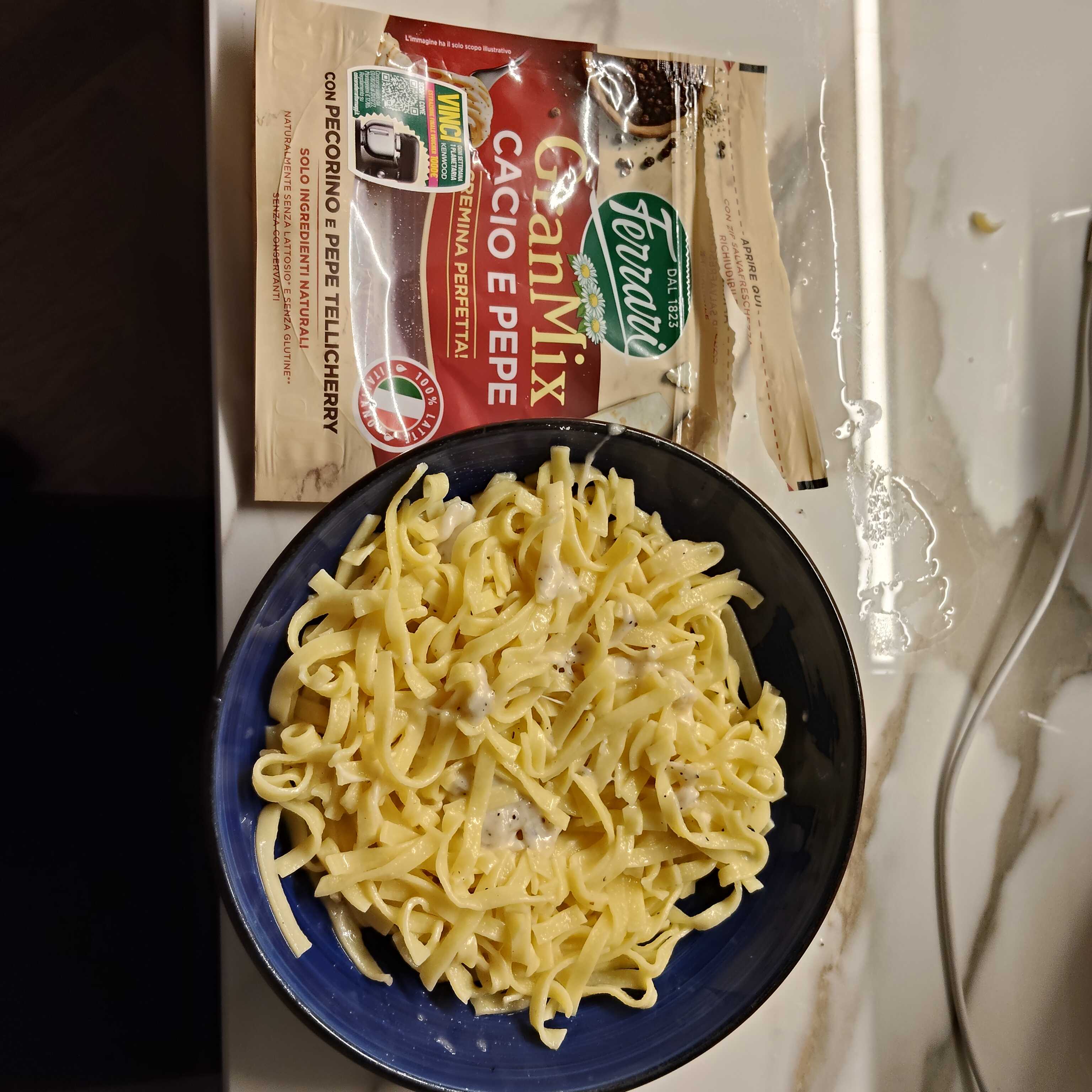 Tonnareli cacio e pepe