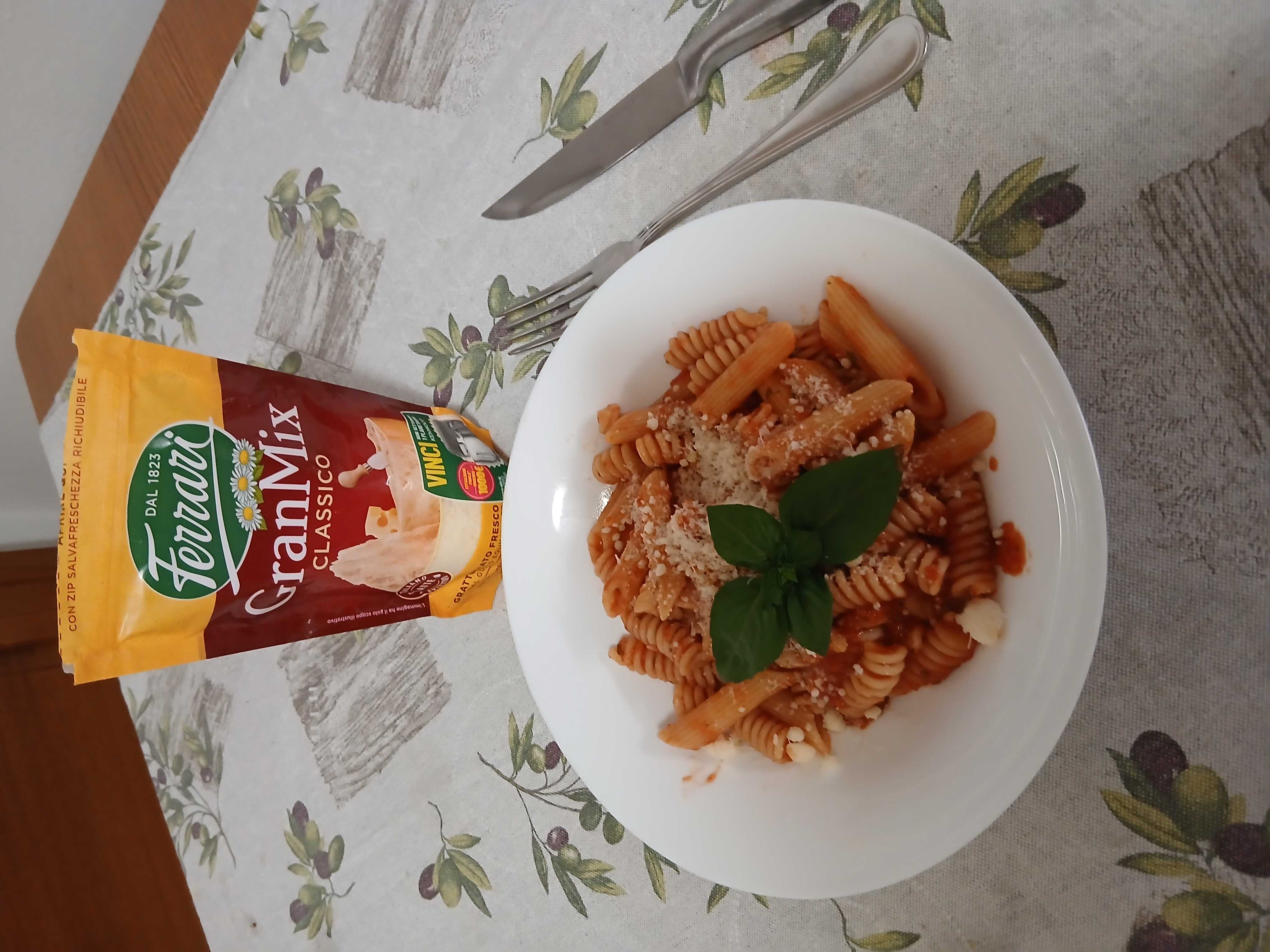 Pasta al pomodoro