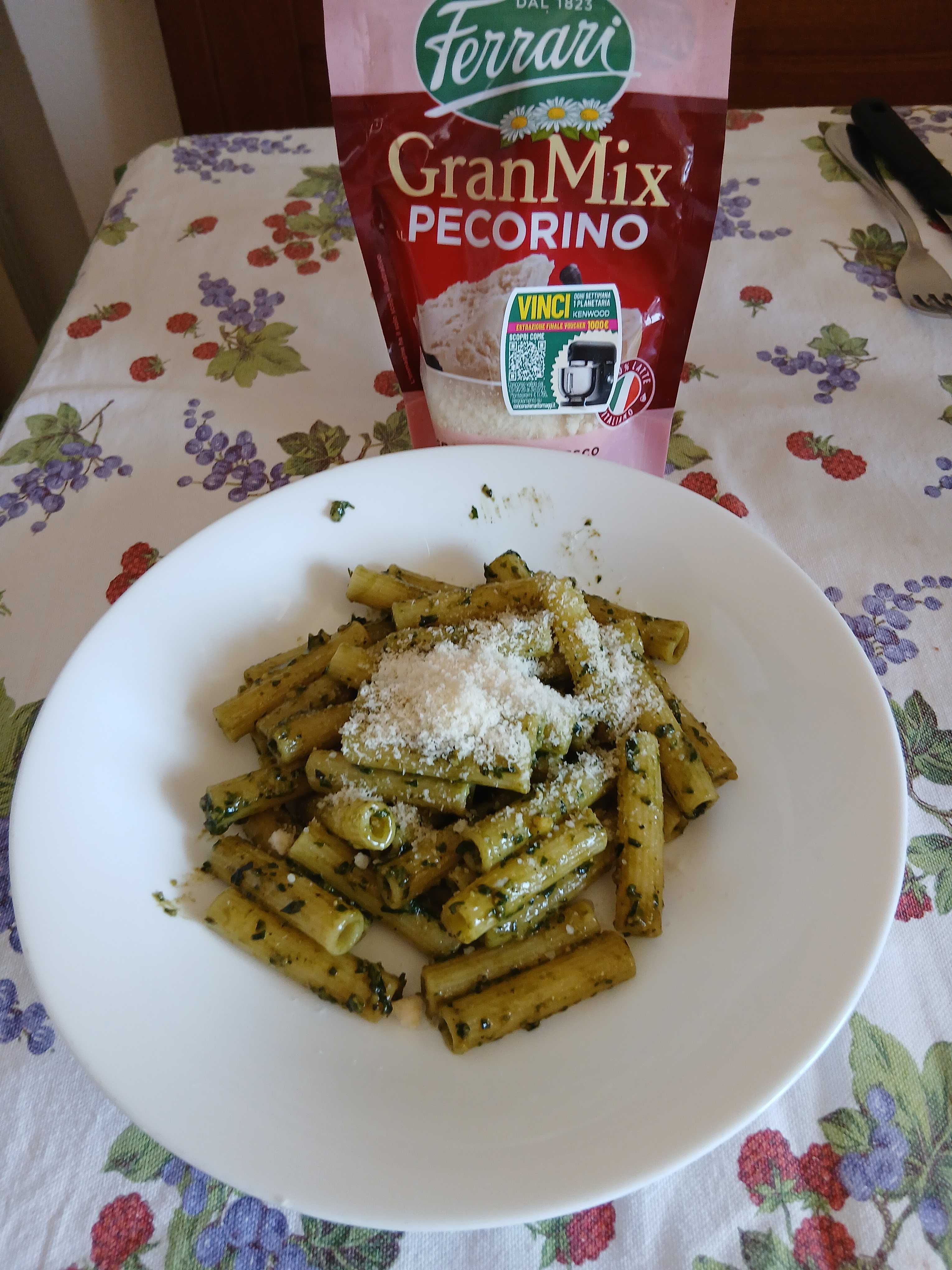 Pasta al pesto