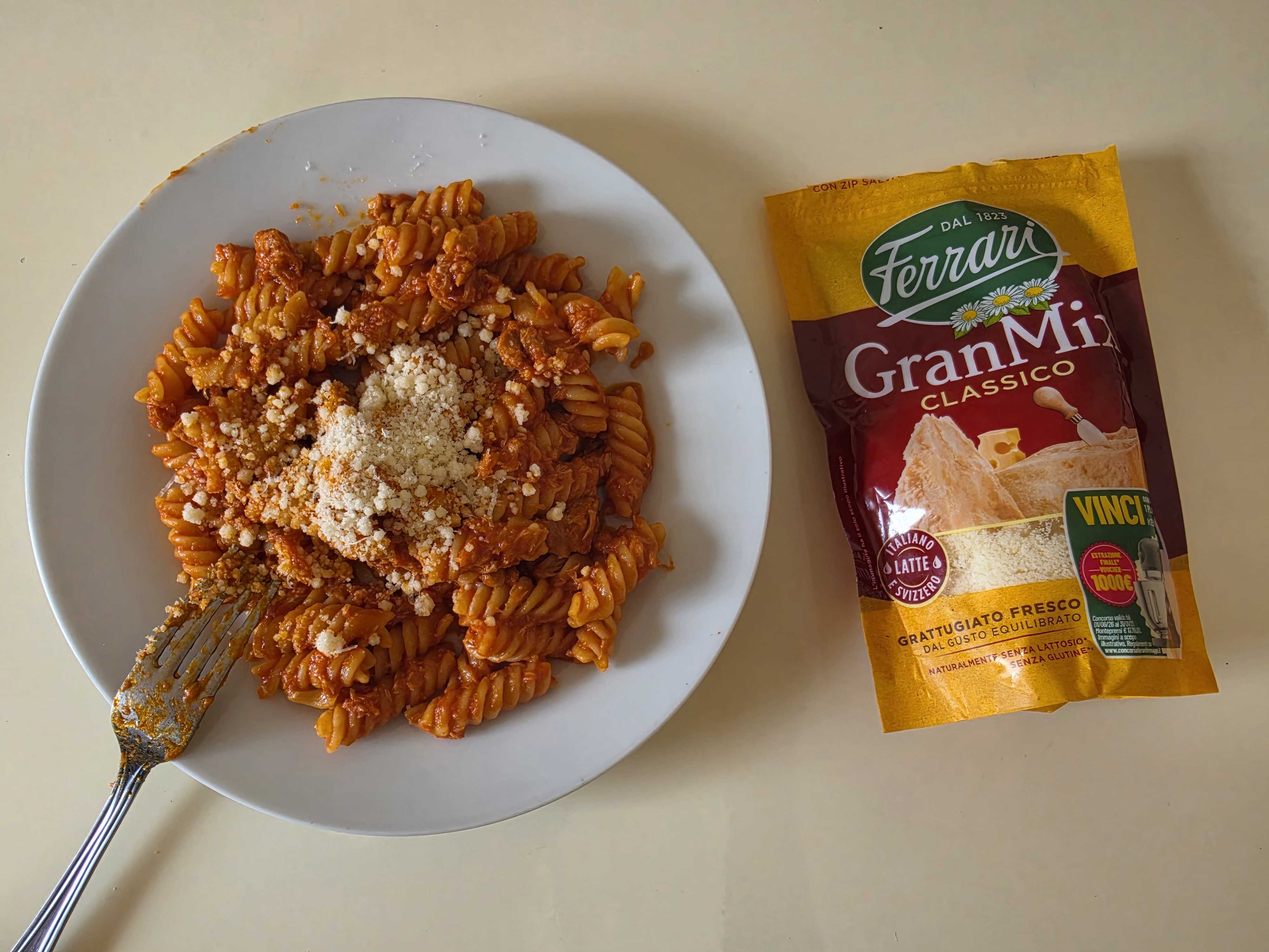 Fusilli con tonno e Gran mix