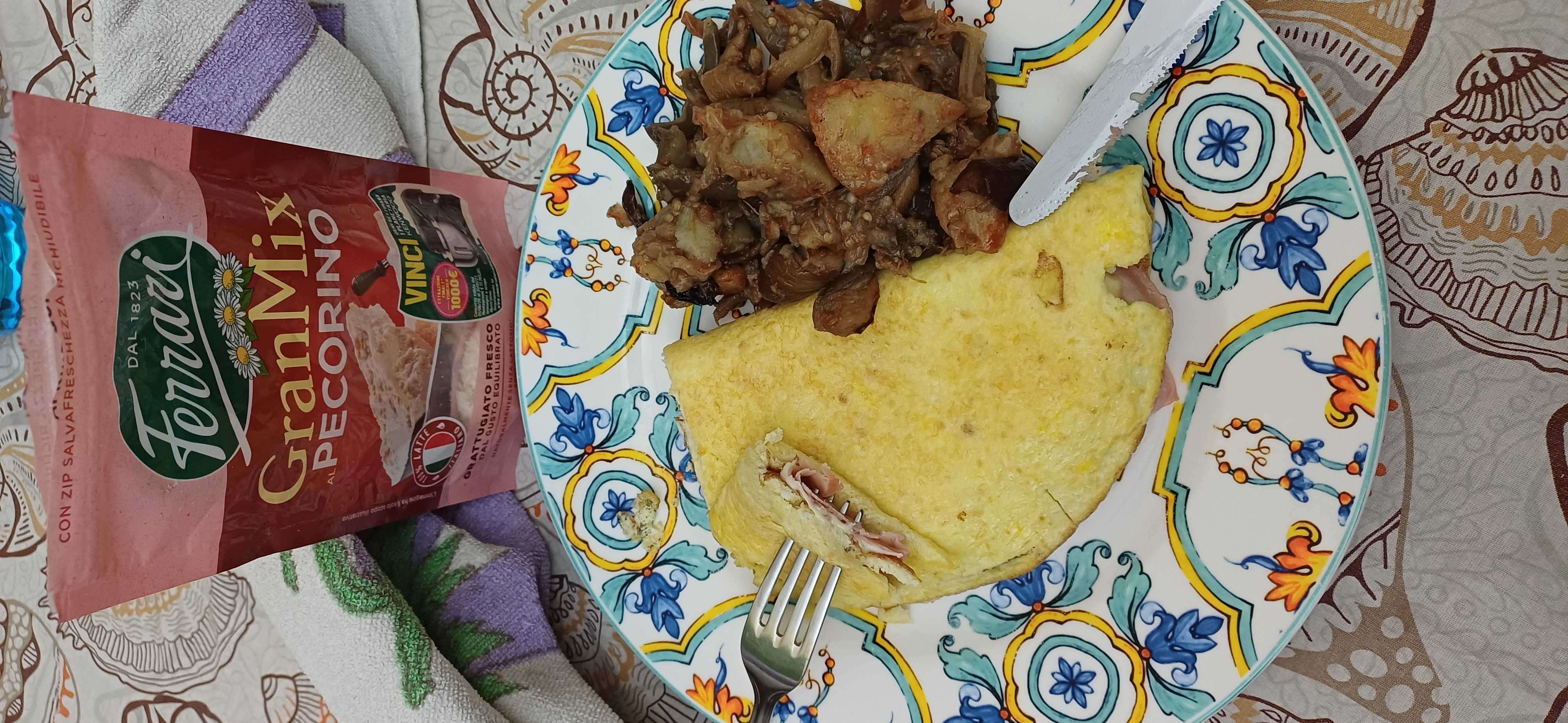 Omelette con caponata al forno