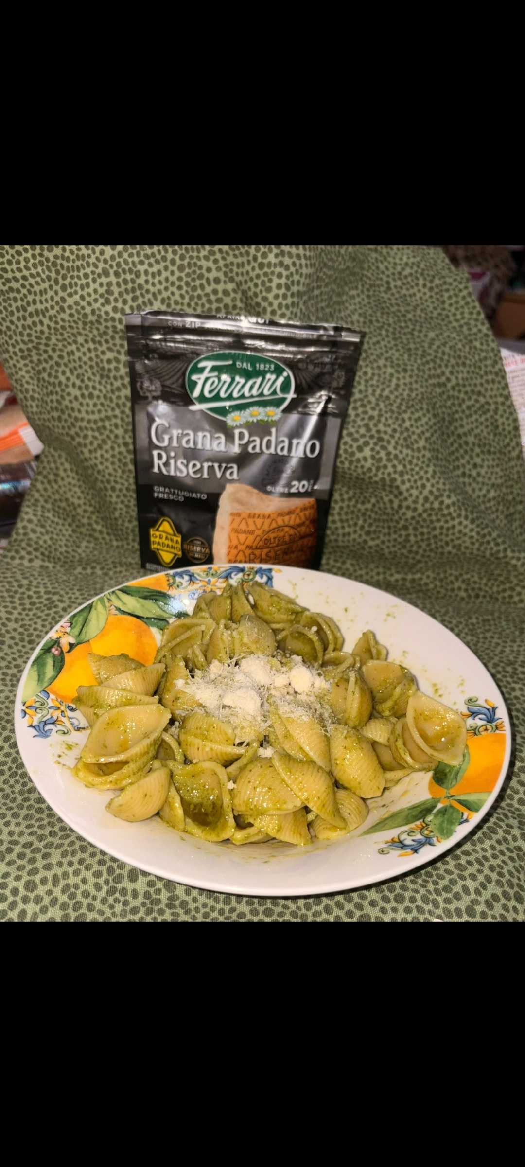 Conchiglie cremose al pesto
