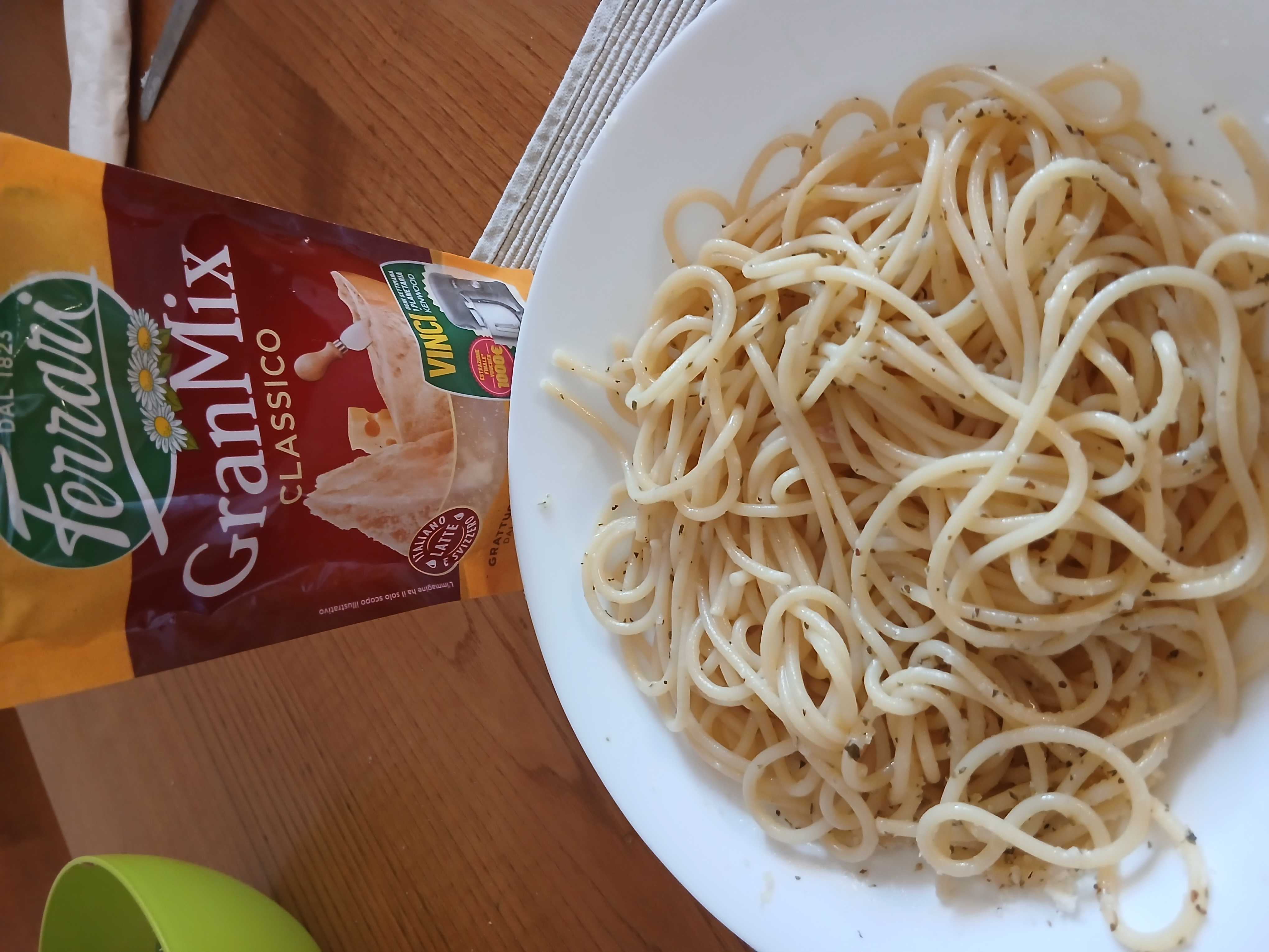 Spaghetti all\'olio