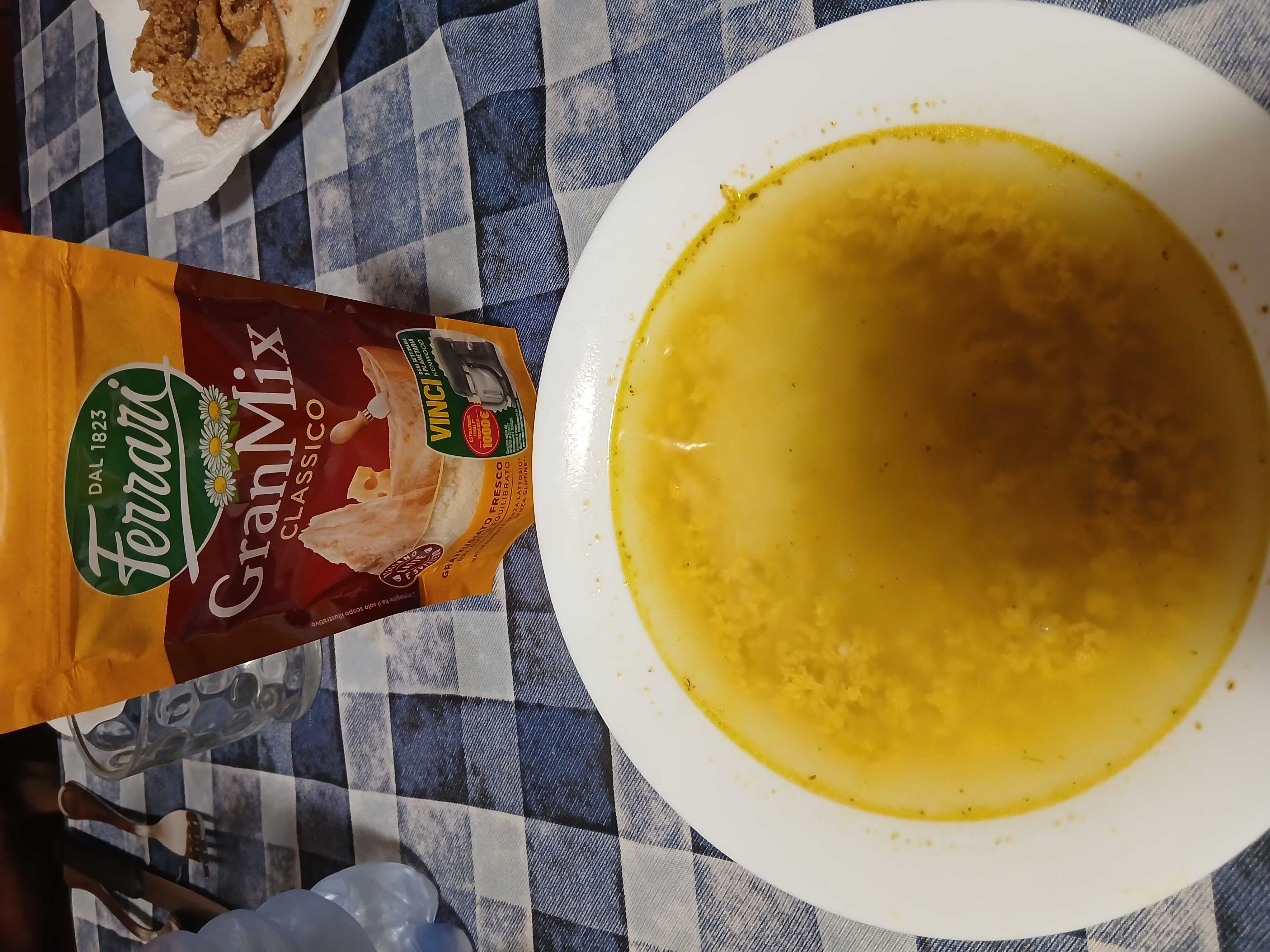Tortellini in brodo