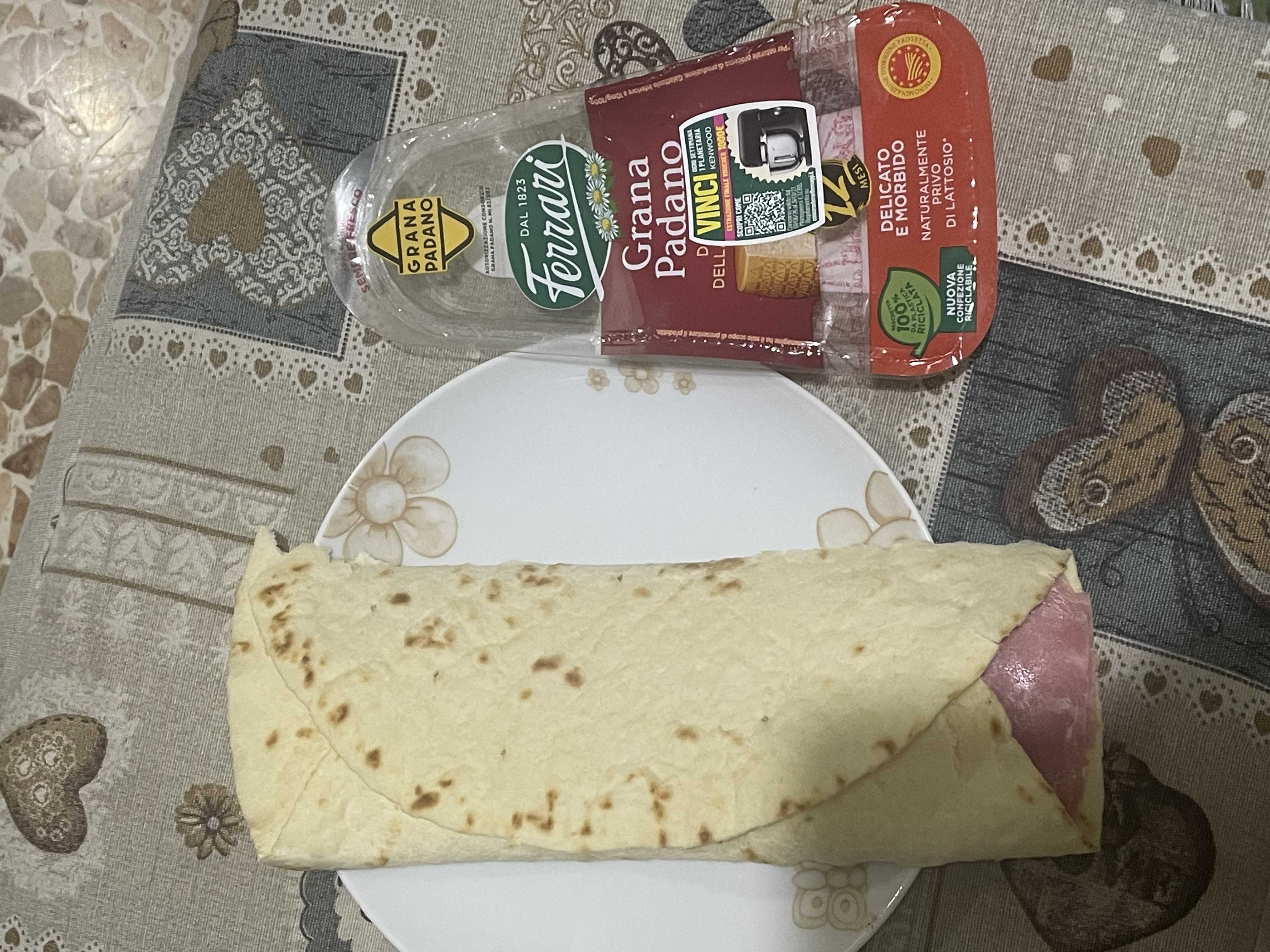 Piadina Prosciutto e Grana
