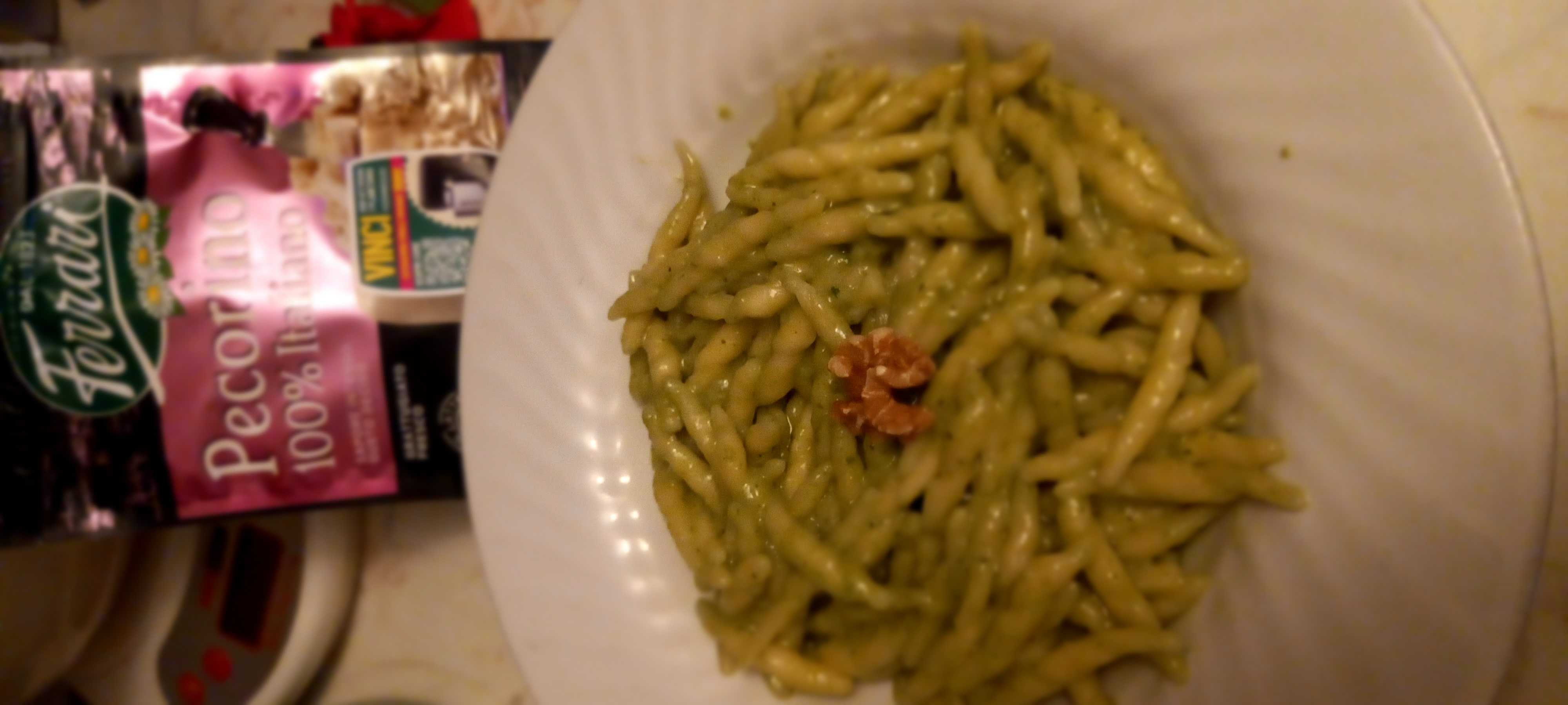 Rucola pestata.